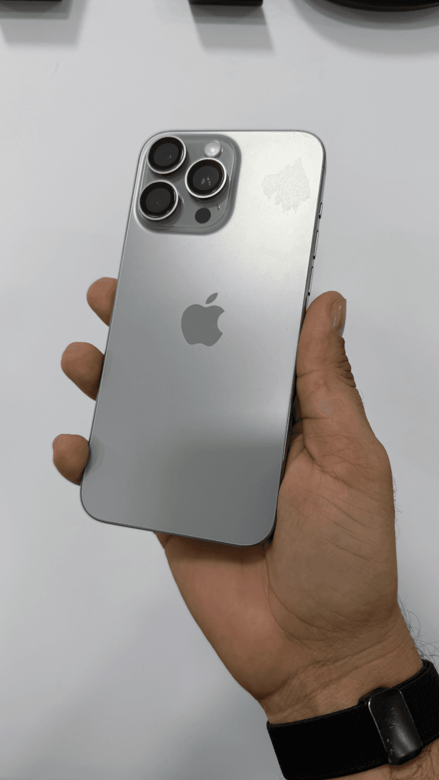 iPhone 15 Pro Max - 256GB - Titanio Natural